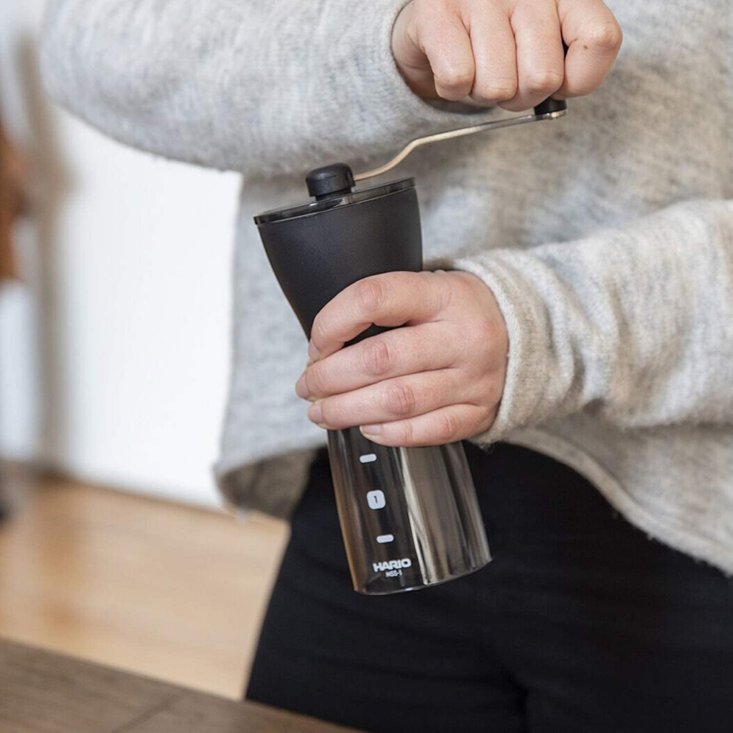 Hario 陶瓷咖啡研磨机 Mini Slim Plus 咖啡研磨机